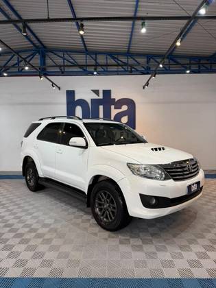 TOYOTA HILUX SW4 3.0 SRV 4X4 16V TURBO INTERCOOLER DIESEL 4P AUTOMÁTICO